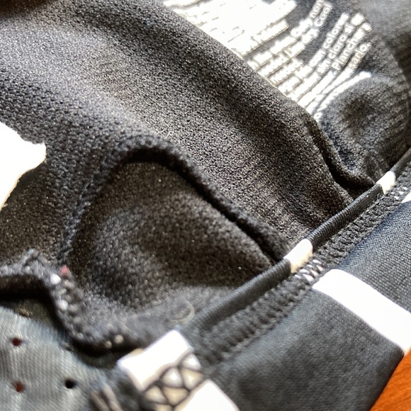 JOY LAB Black White Stripe Sports Criss Cross Straps Bra Womens Small - Picture 11 of 12